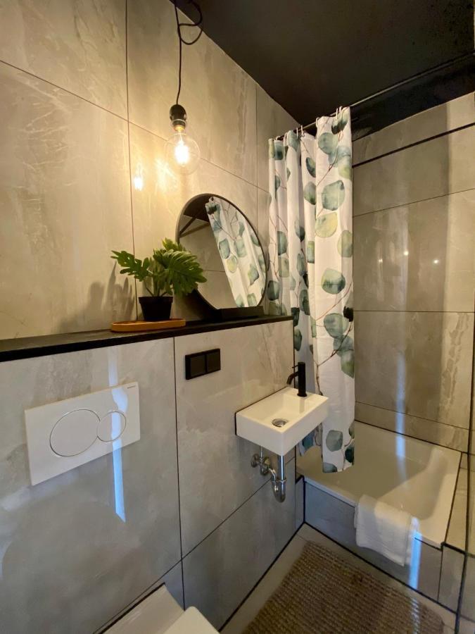 Schlafen Ueber Der Whiskybar Apartamento Rüdesheim am Rhein Exterior foto